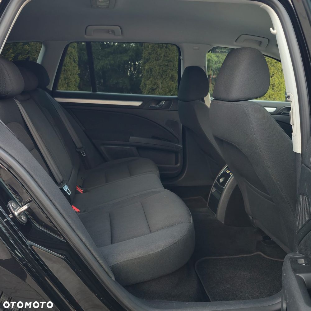 Skoda Superb 2.0 TDI DSG Comfort - 25