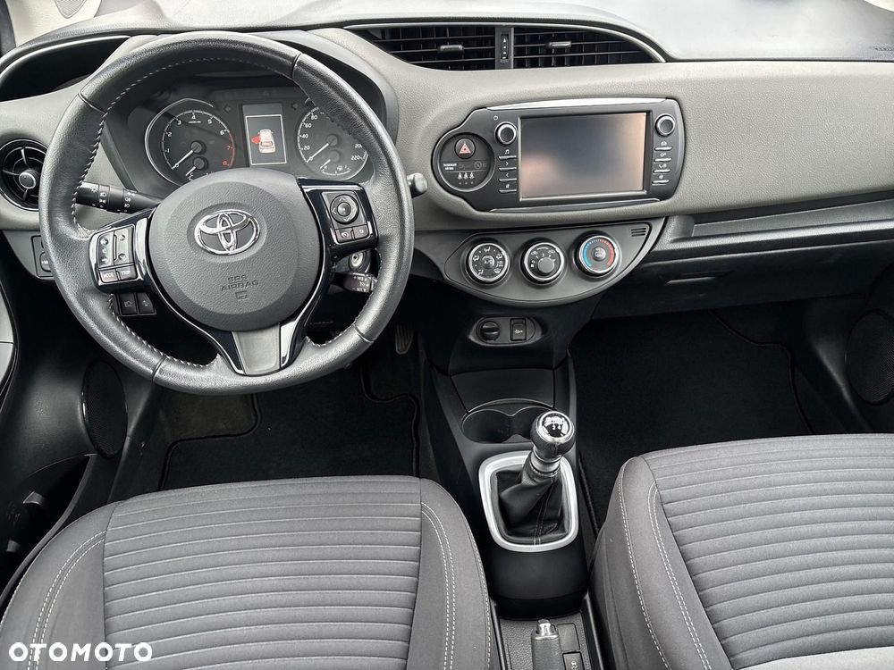 Toyota Yaris - 3