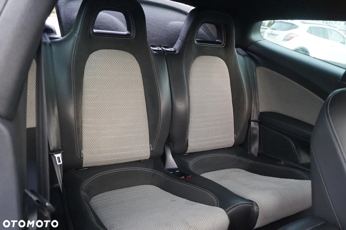 Volkswagen Scirocco 2.0 TSI - 7