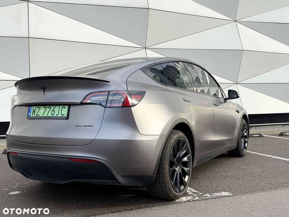 Tesla Y Model Long Range Dual Motor AWD - 12