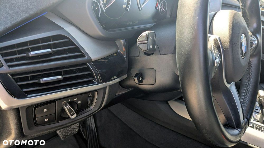 BMW X5 - 30