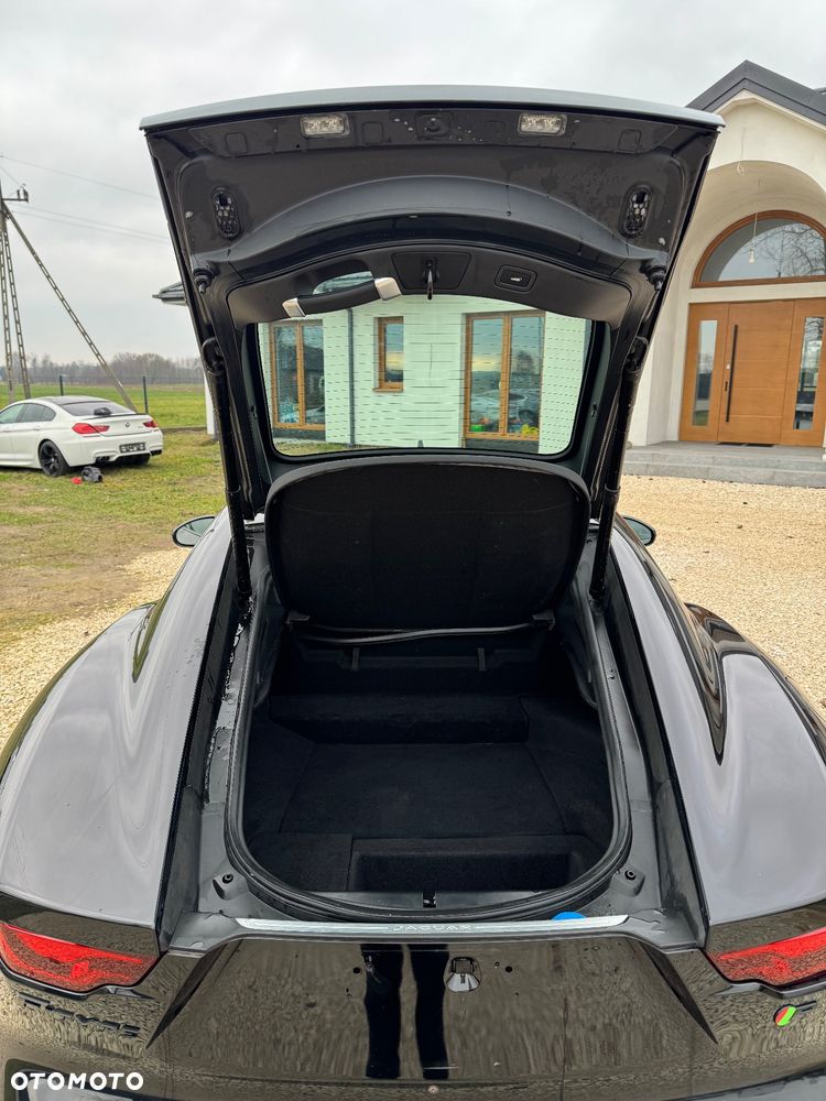 Jaguar F-Type R AWD - 21