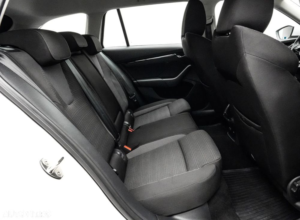 Skoda Octavia 1.5 TSI Ambition - 17