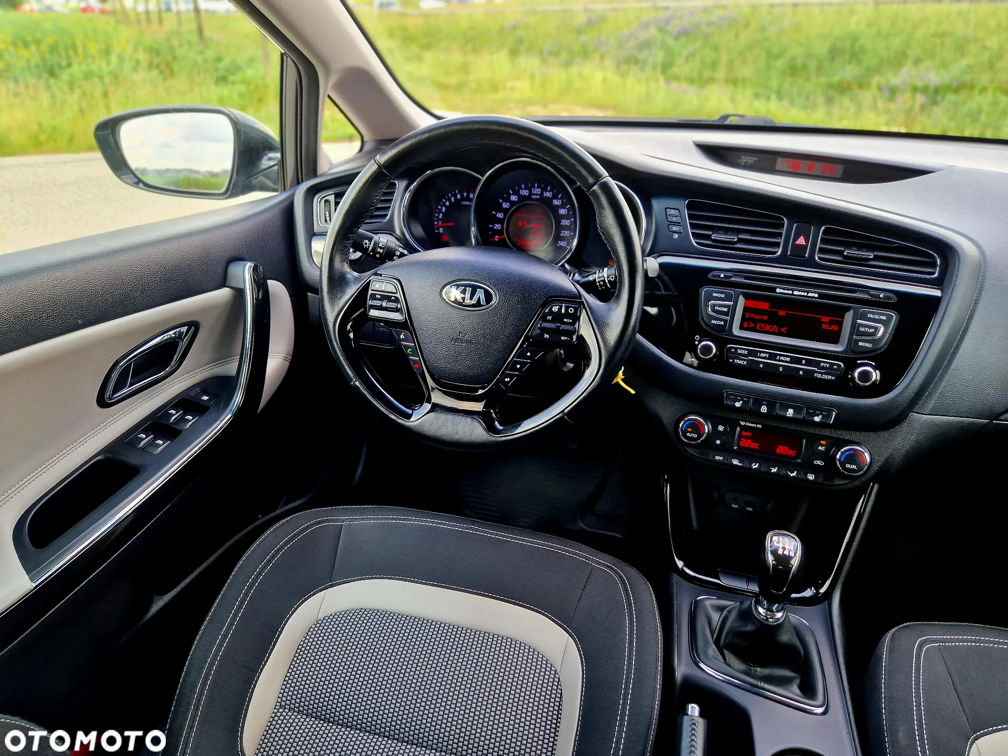Kia Ceed - 15