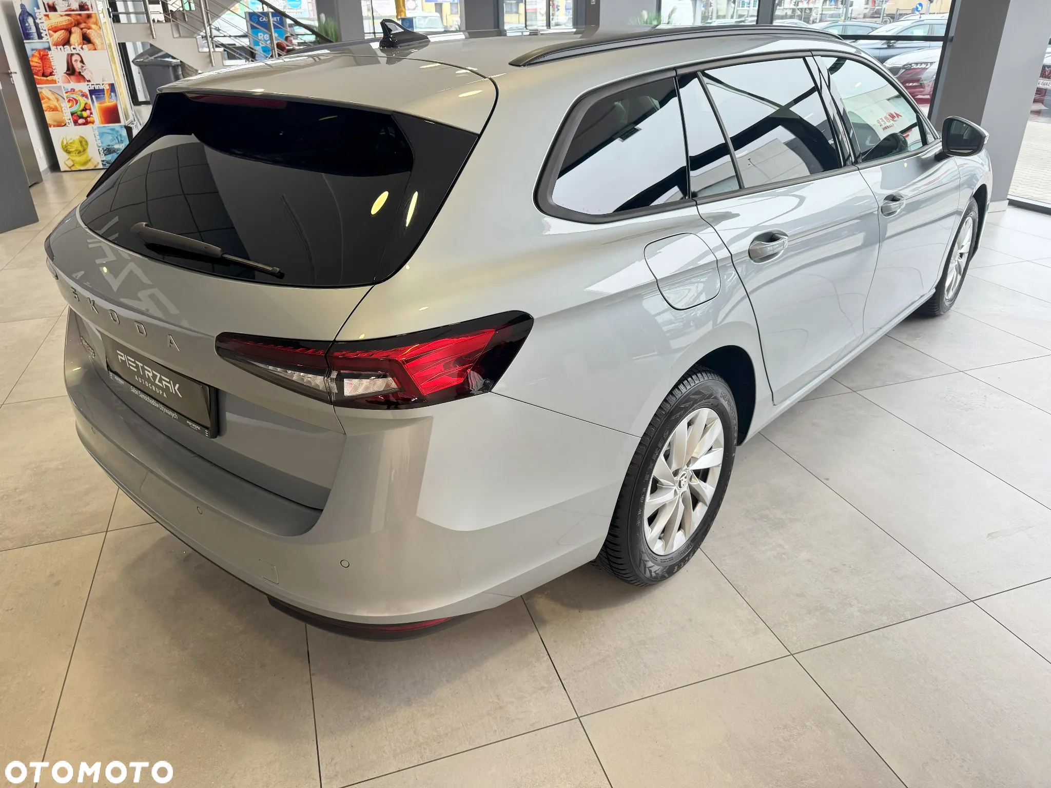 Skoda Superb 2.0 TDI SCR Essence DSG - 7