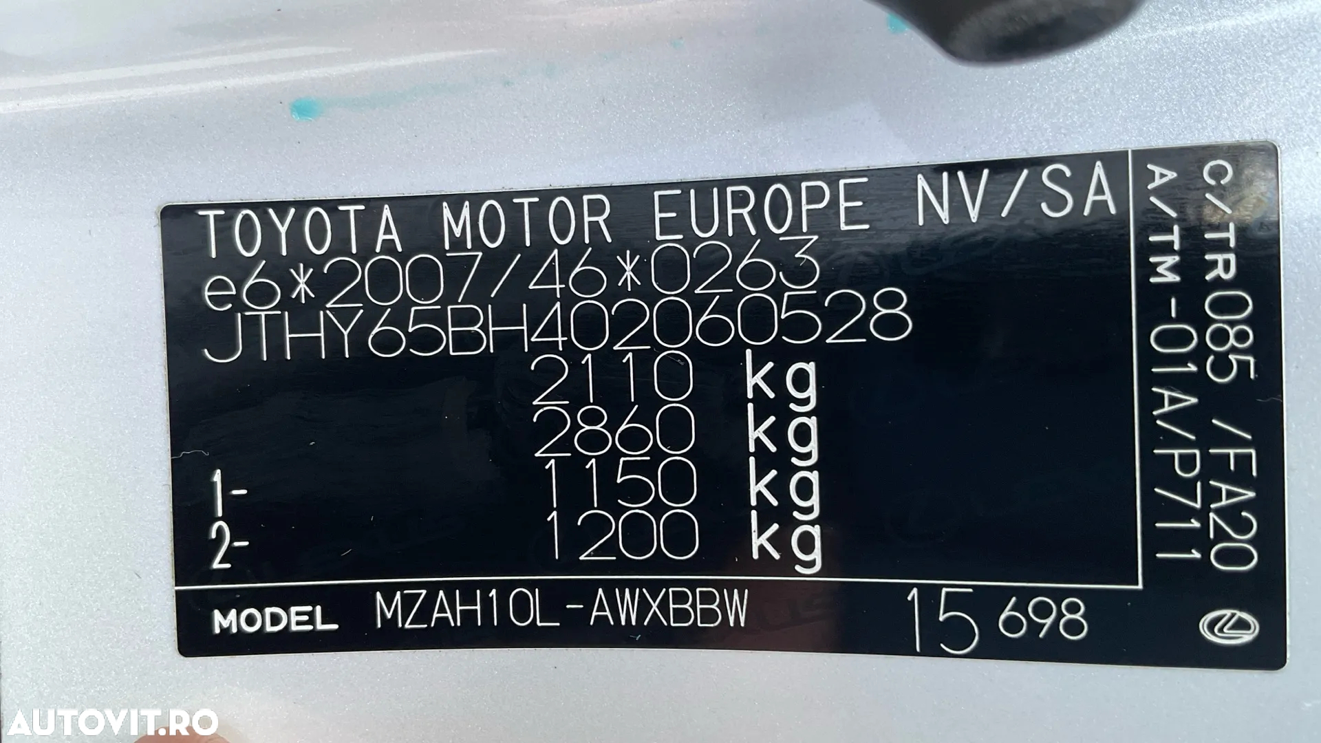 Lexus UX 250h Business Edition - 36