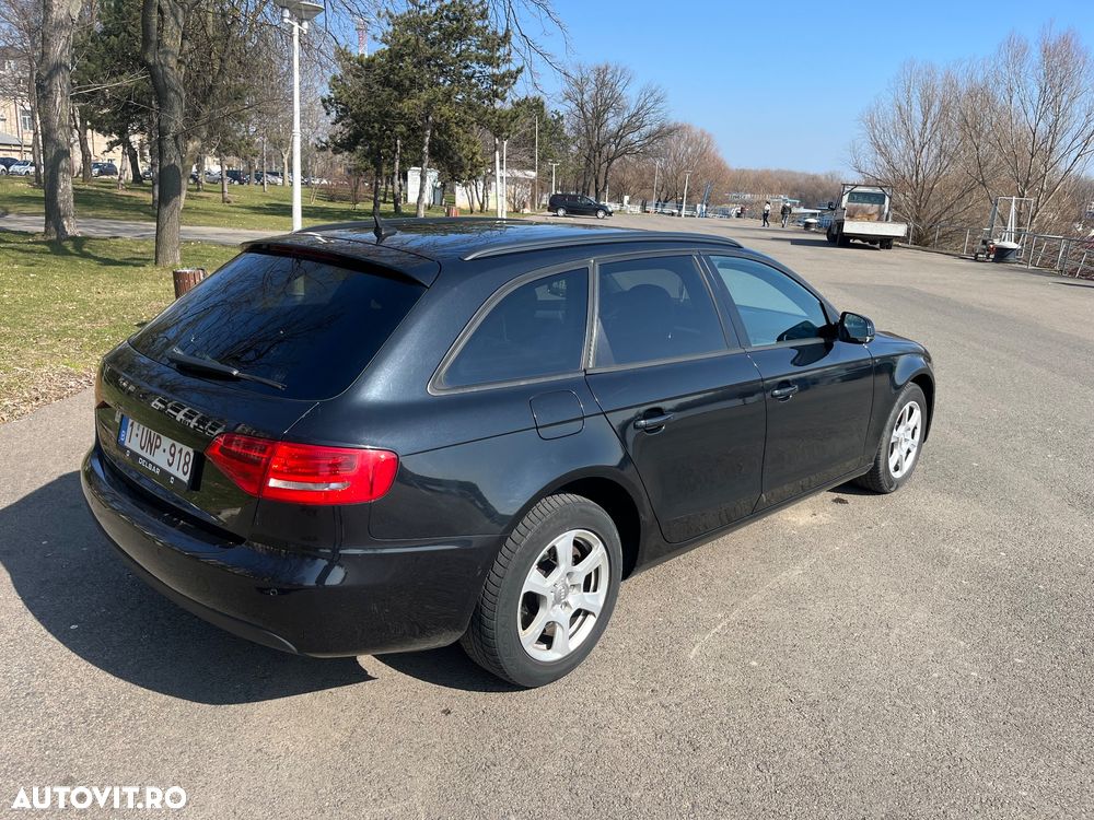 Audi A4 2.0 TDI DPF Attraction - 3