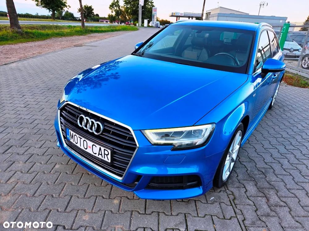 Audi A3 Sportback 2.0 TDI S tronic S line Sportpaket - 18