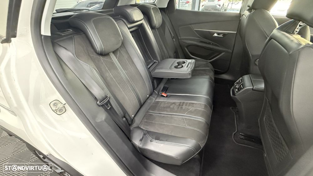 Peugeot 3008 1.2 PureTech Allure Grip Control EAT6 - 21