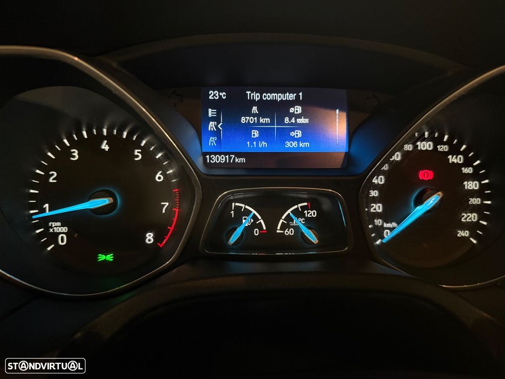Ford Focus 1.0 EcoBoost ST-Line - 9