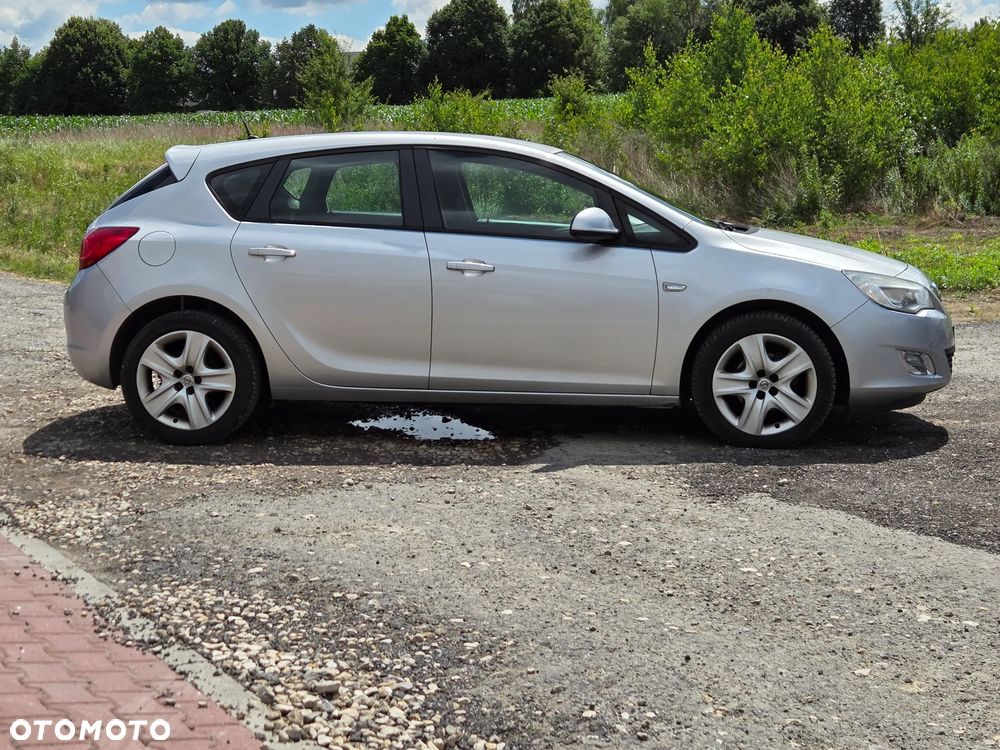 Opel Astra 1.6 - 4