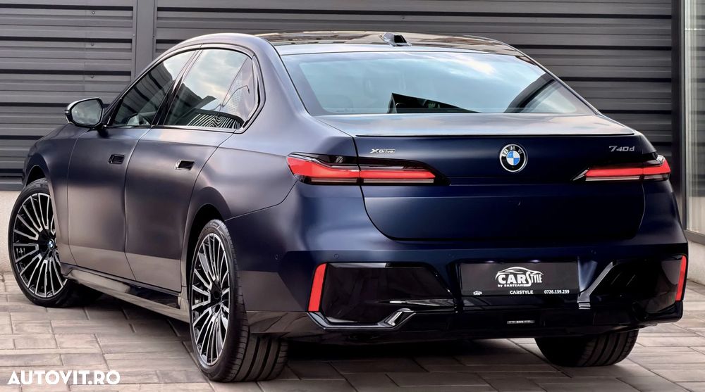BMW Seria 7 - 11