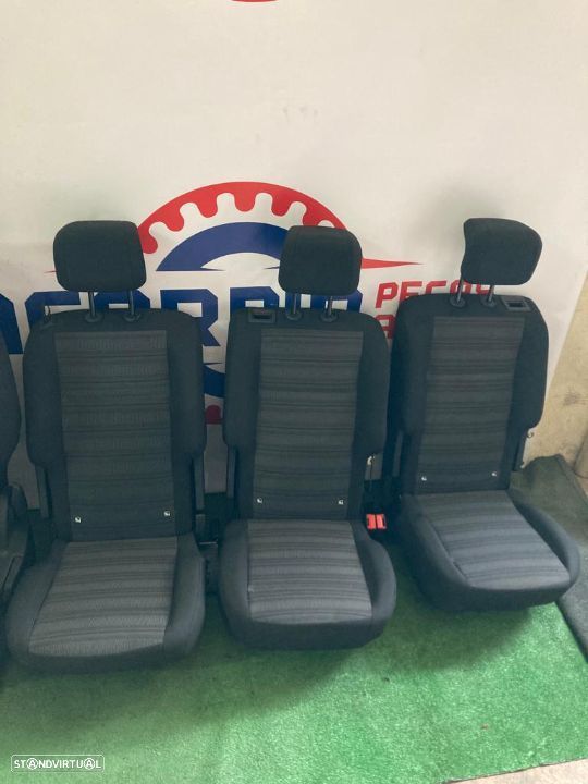 Bancos Frontais e Traseiros Opel Combo / Peugeot Partner / Citroen Berlingo 2020 - 2