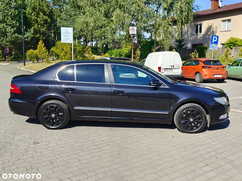 Skoda Superb 2.0 TSI Elegance DSG - 2