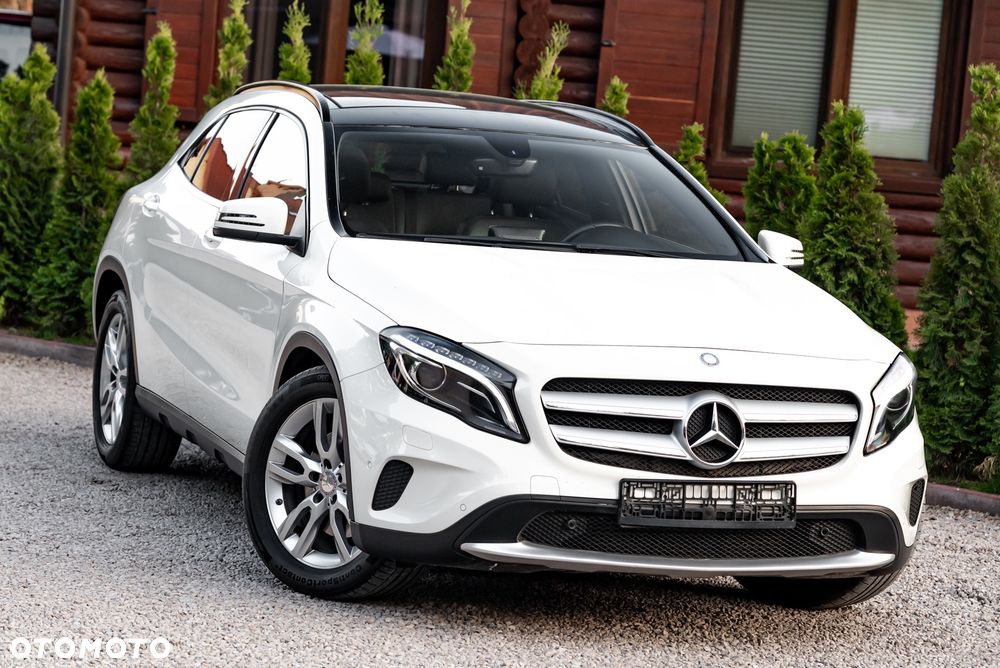 Mercedes-Benz GLA 250 4-Matic - 4
