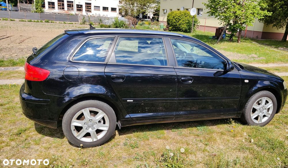 Audi A3 Sportback - 3