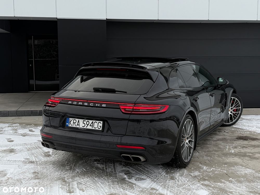 Porsche Panamera Turbo - 22