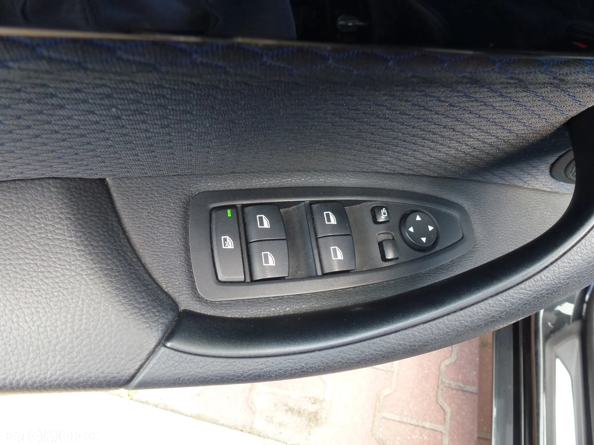 BMW X1 sDrive18d - 14