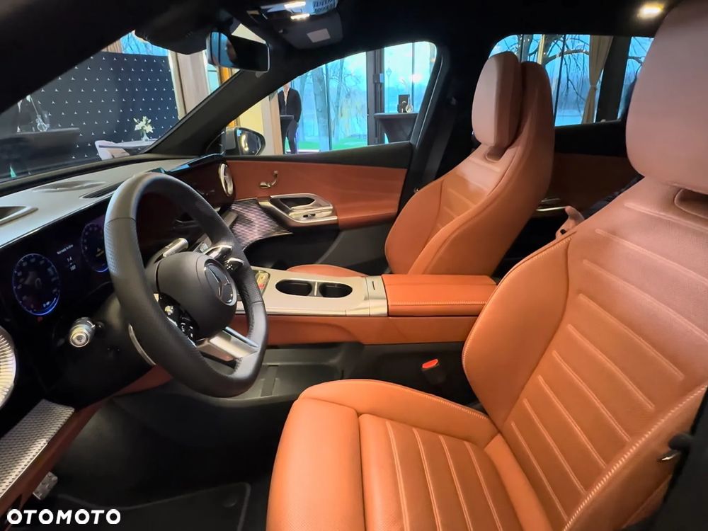 Mercedes-Benz GLC - 26