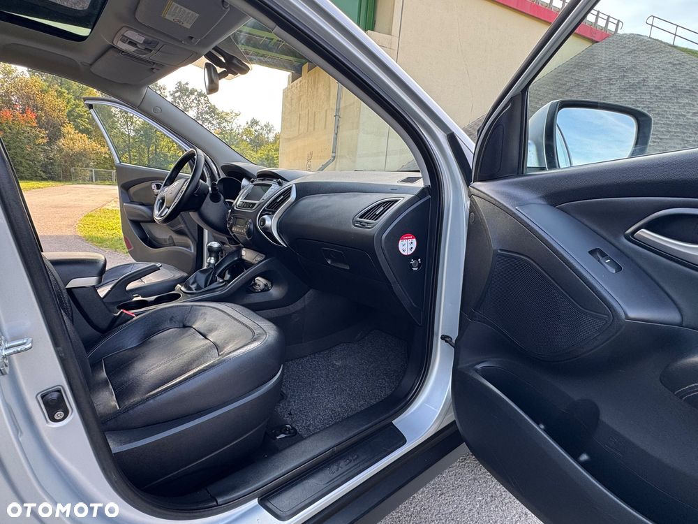 Hyundai ix35 2.0 Premium 2WD - 22