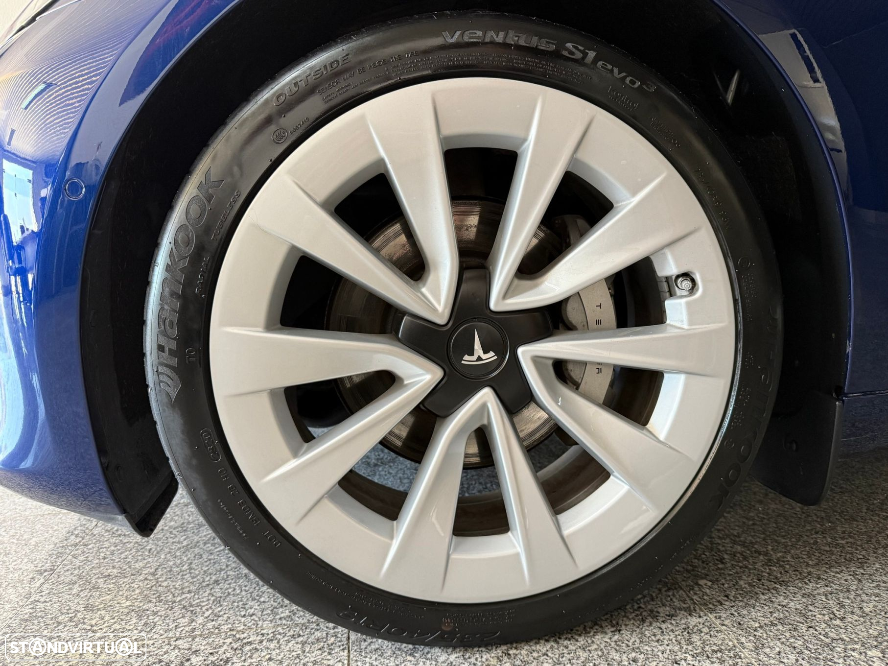 Tesla Model 3 Long-Range Dual Motor AWD - 10