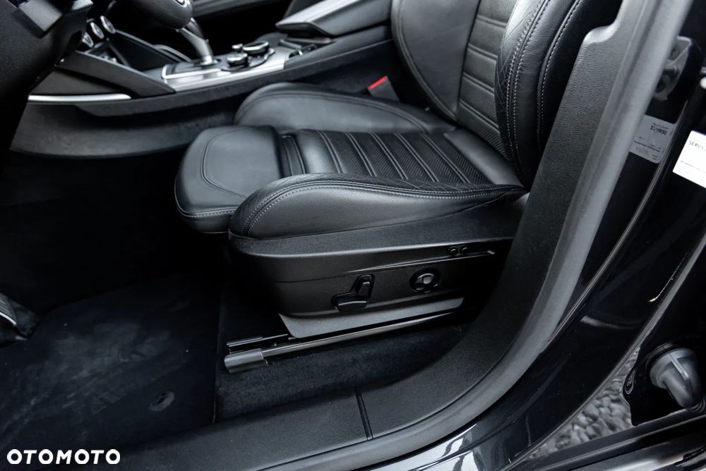 Alfa Romeo Stelvio 2.2 16V AT8-Q4 Executive - 20