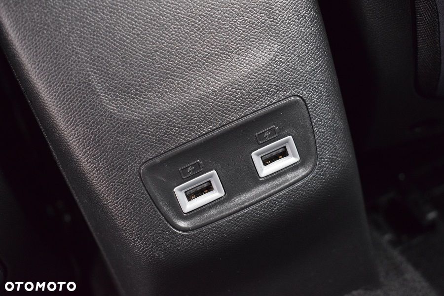 Peugeot 2008 PureTech 130 EAT8 Allure - 28