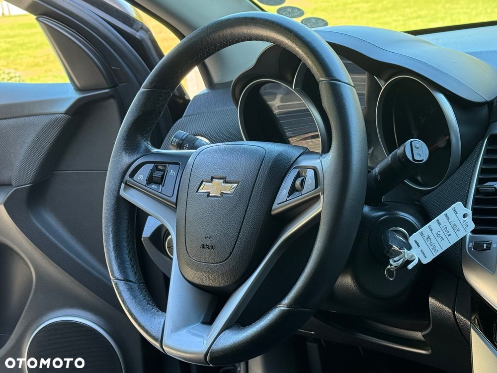 Chevrolet Cruze 1.8 LT - 32
