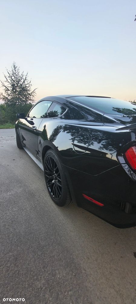 Ford Mustang - 10