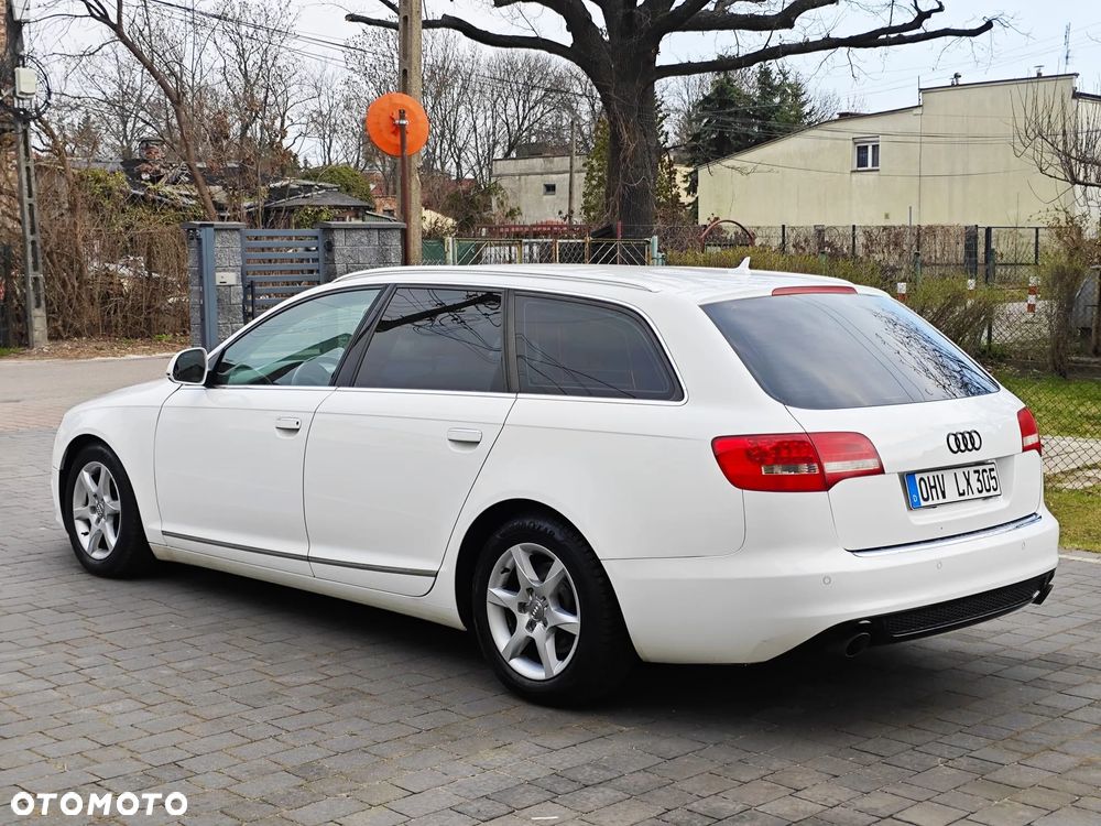 Audi A6 Avant - 16