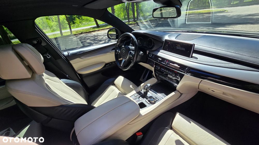 BMW X6M - 23