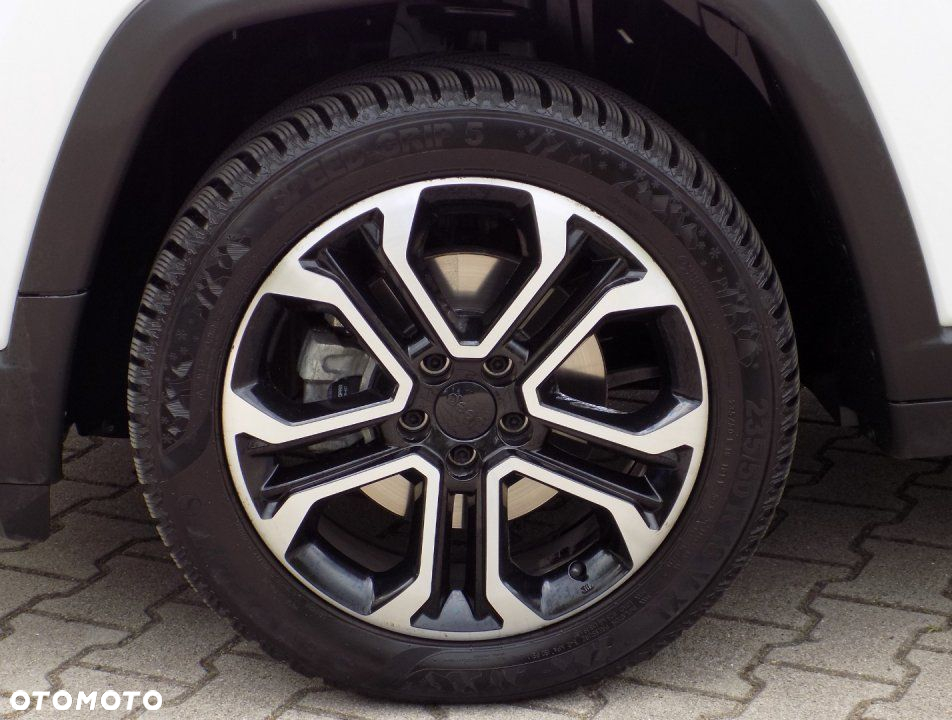 Jeep Compass - 9