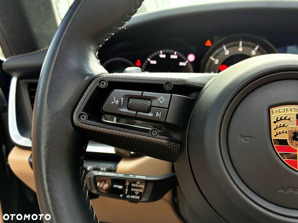 Porsche 911 - 26