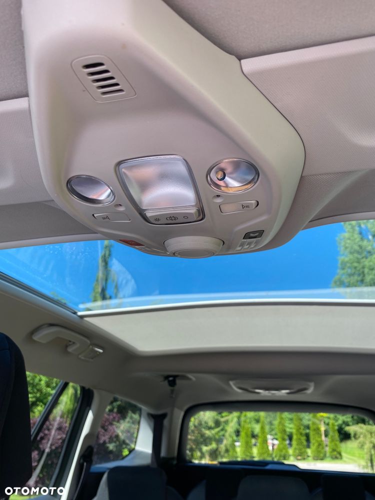 Citroën C4 Grand Picasso BlueHDi 150 EAT6 Exclusive - 23