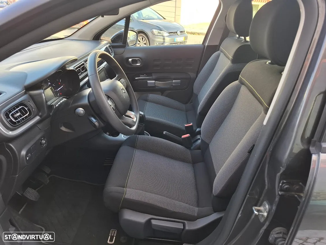 Citroën C3 1.2 PureTech Shine - 24