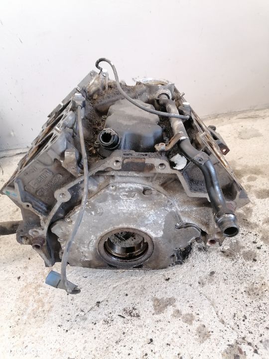 Blok Silnika Aluminiowy + 4 Tłoki Na Stolik 3.0 V6 ASN Audi - 5