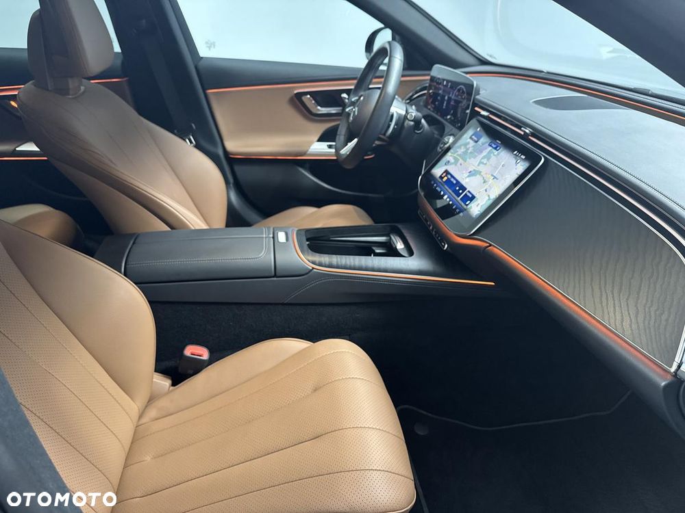 Mercedes-Benz Klasa E 220 d mHEV 4-Matic AMG 9G-Tronic - 25