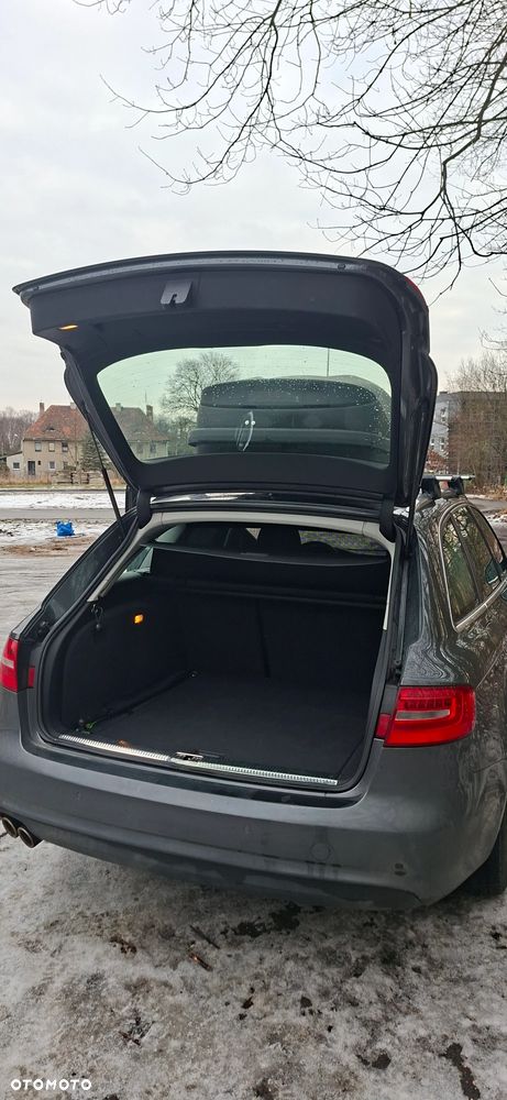 Audi A4 Avant 2.0 TDI Quattro Line - 18