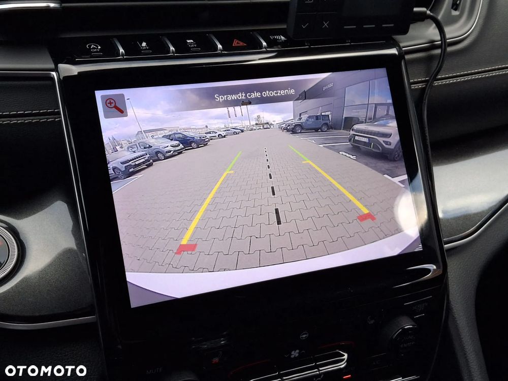 Jeep Grand Cherokee - 13