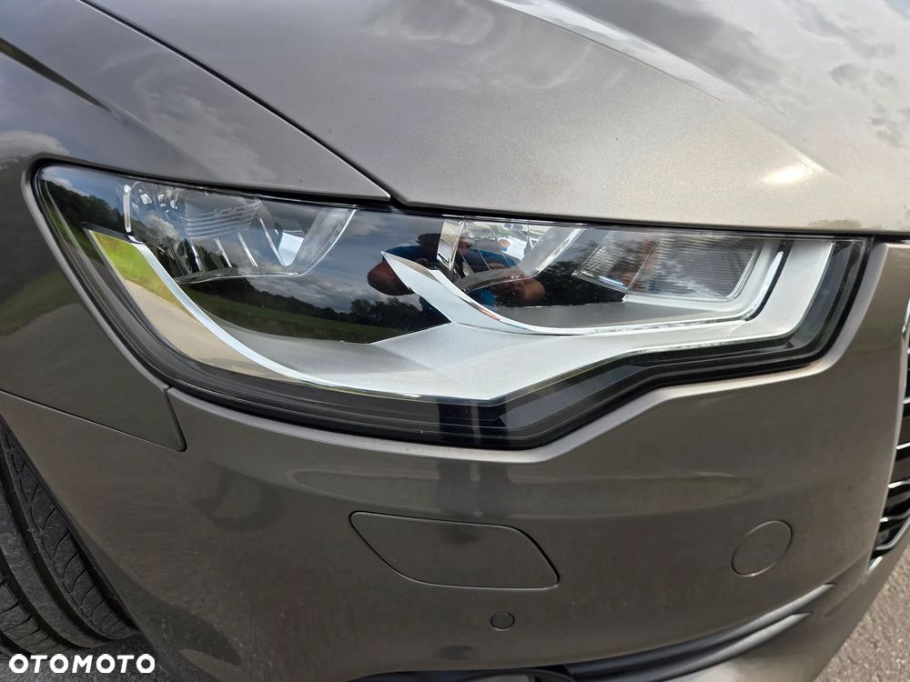Audi A6 Avant 2.0 TDI Multitronic - 26