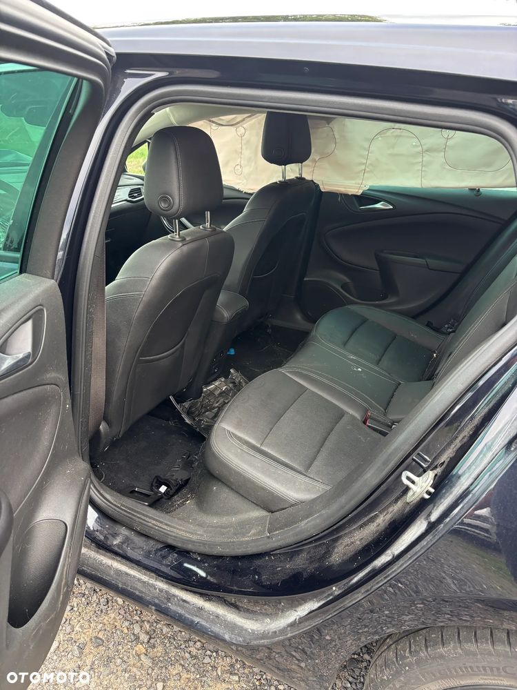 Opel Astra 1.6 CDTI Elite - 15