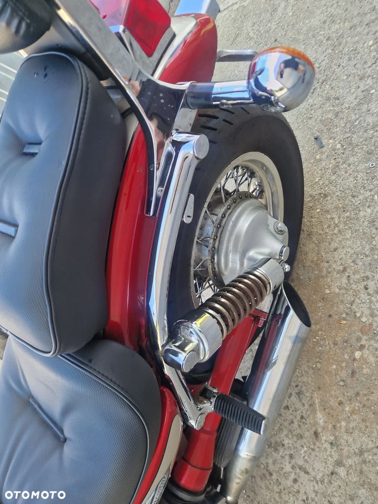Suzuki Intruder - 24