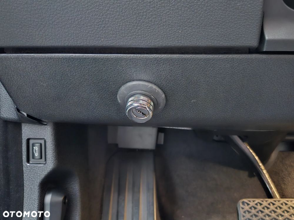 BMW Seria 5 525d Touring Luxury Line - 36