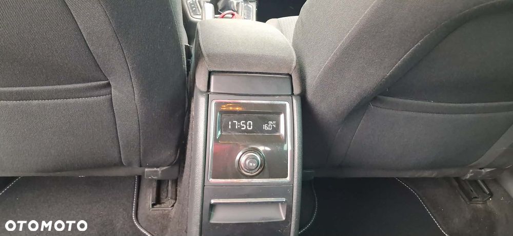 Skoda Superb 1.6 TDI GreenLine - 7