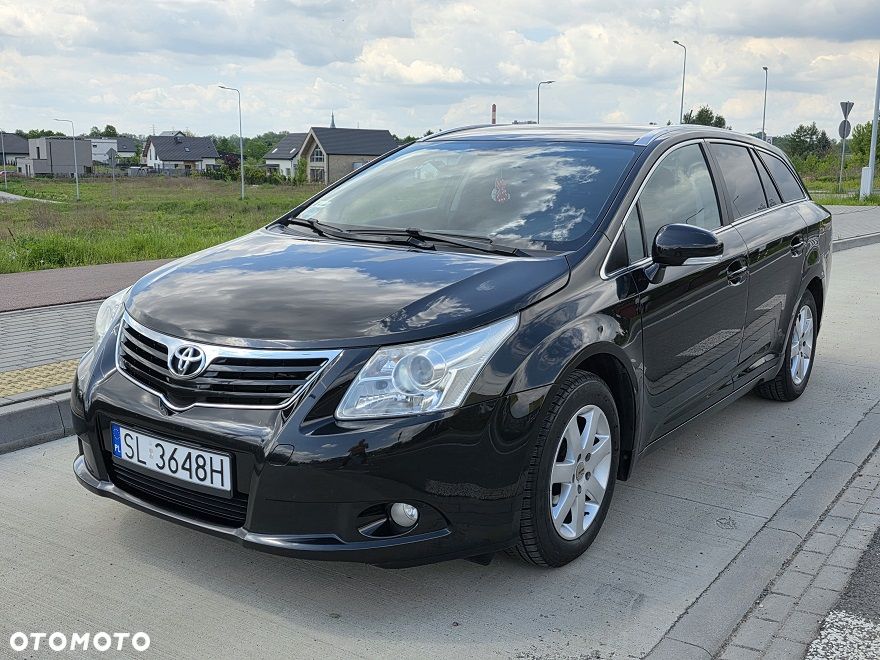 Toyota Avensis 2.0 D-4D Platinium - 1