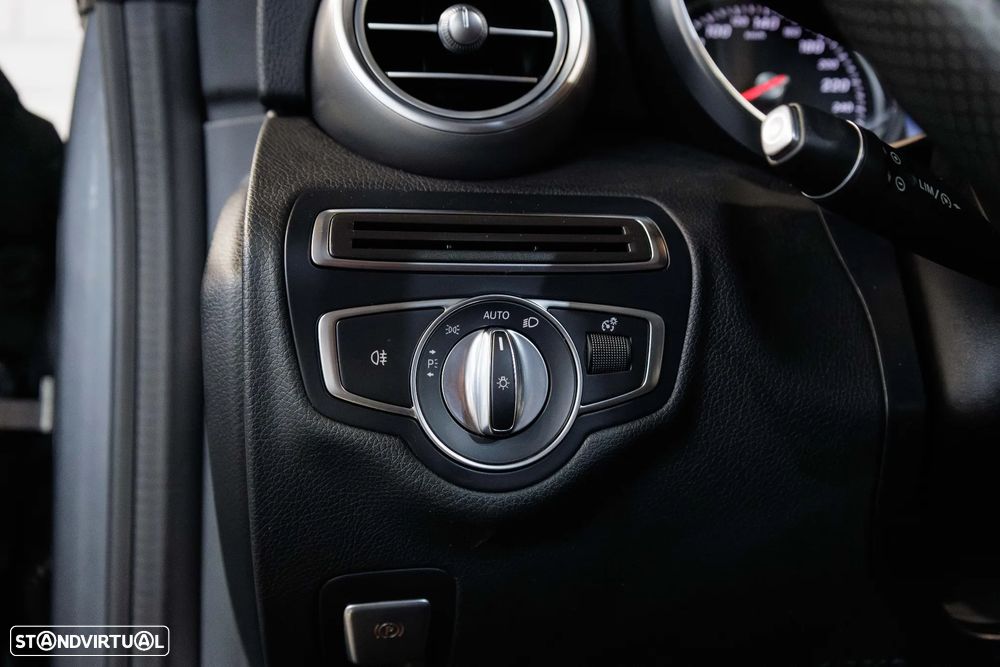 Mercedes-Benz C 220 d 9G-TRONIC AMG Line - 44