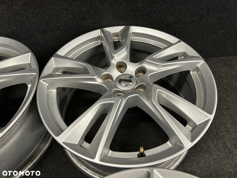 Alufelgi Volvo XC40, XC60, V60, S60 18 cali 5x108 4szt. Ładne! - 16
