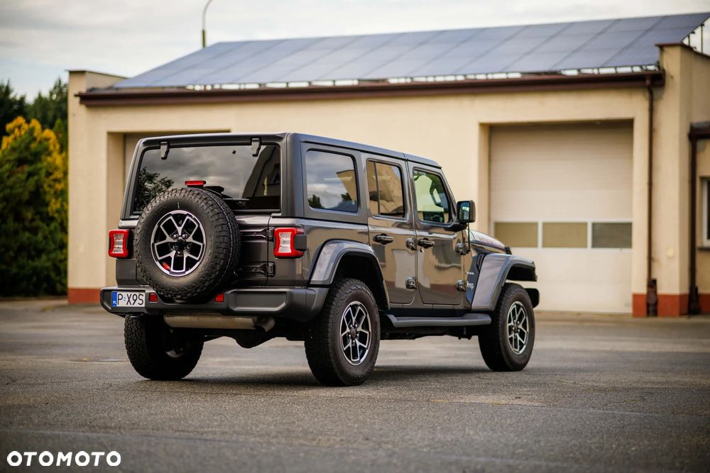 Jeep Wrangler Unlimited GME 2.0 Turbo Sahara - 17