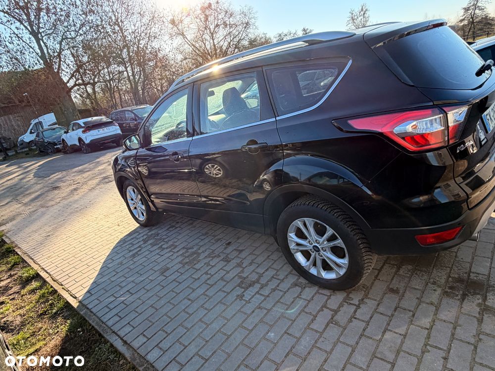 Ford Kuga 1.5 EcoBoost 2x4 SYNC - 11