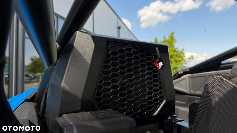 Polaris RZR - 20